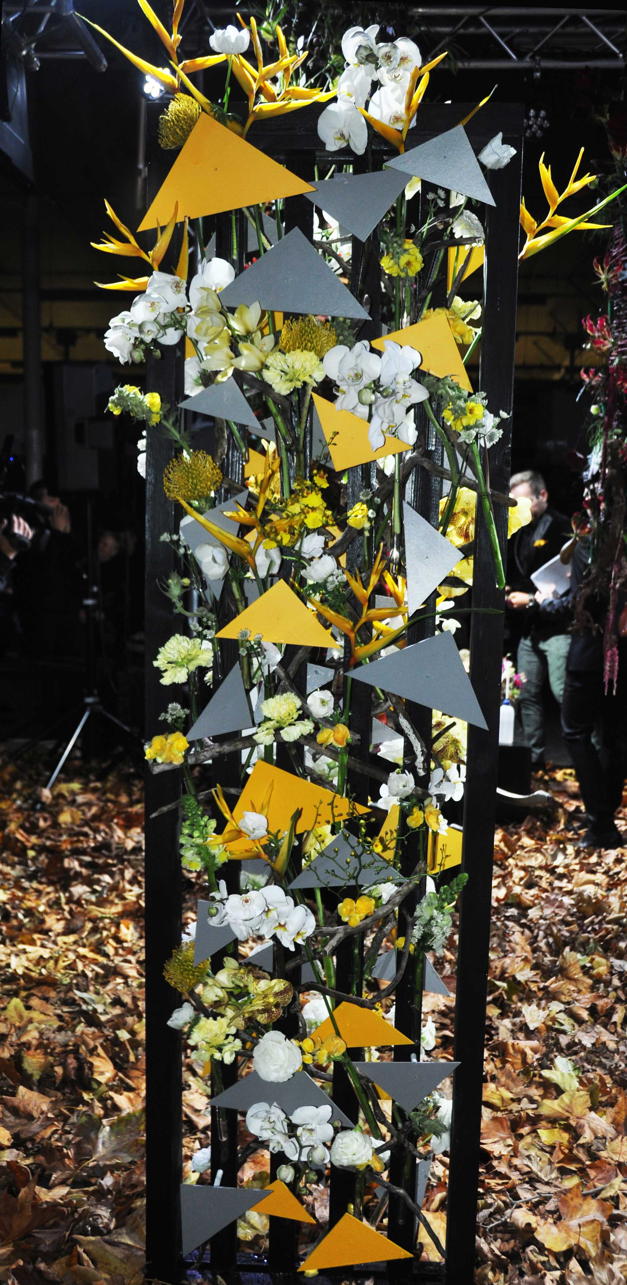 Mezőffy Tamás európabajnok, mester virágkötő bemutatója