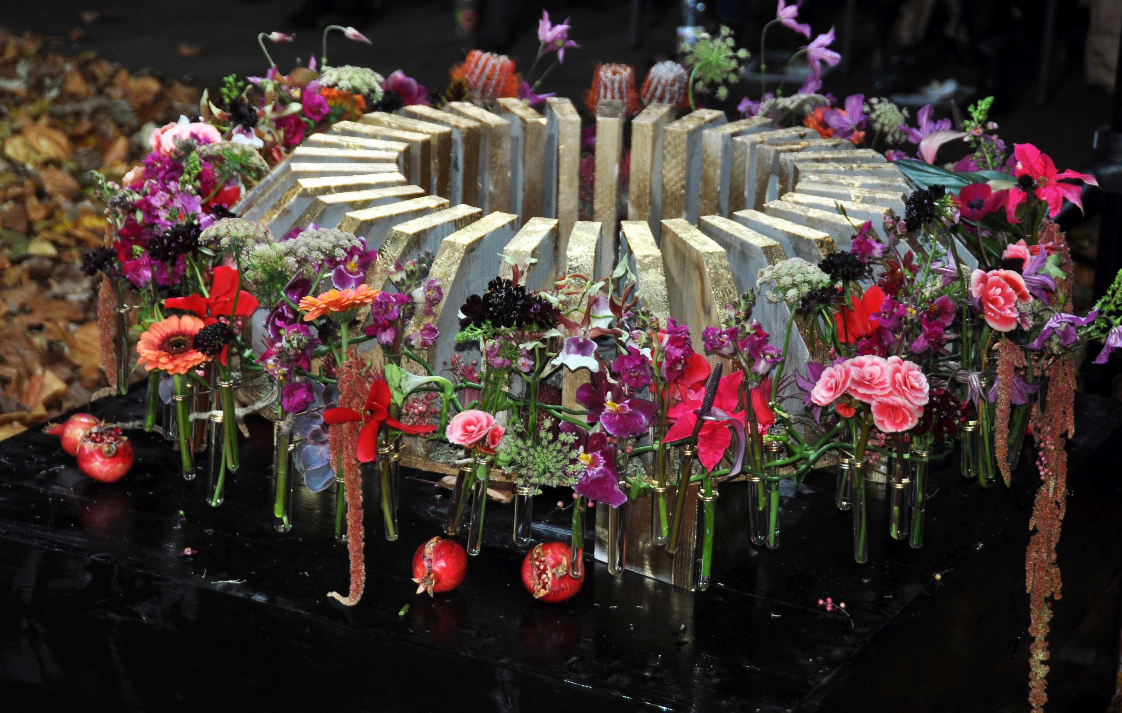 Mezőffy Tamás európabajnok, mester virágkötő bemutatója